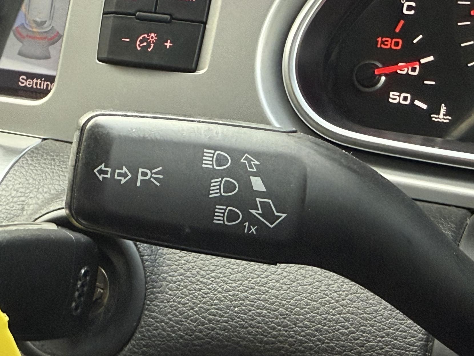 Audi Q7 3.0 TDI V6 SE SUV 5dr Diesel Tiptronic quattro Euro 5 (s/s) (204 ps)