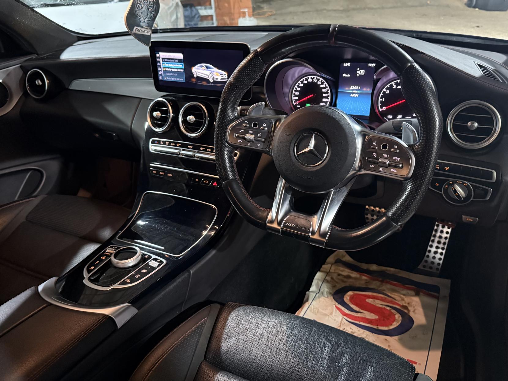 Mercedes-Benz C 43 AMG 3.0