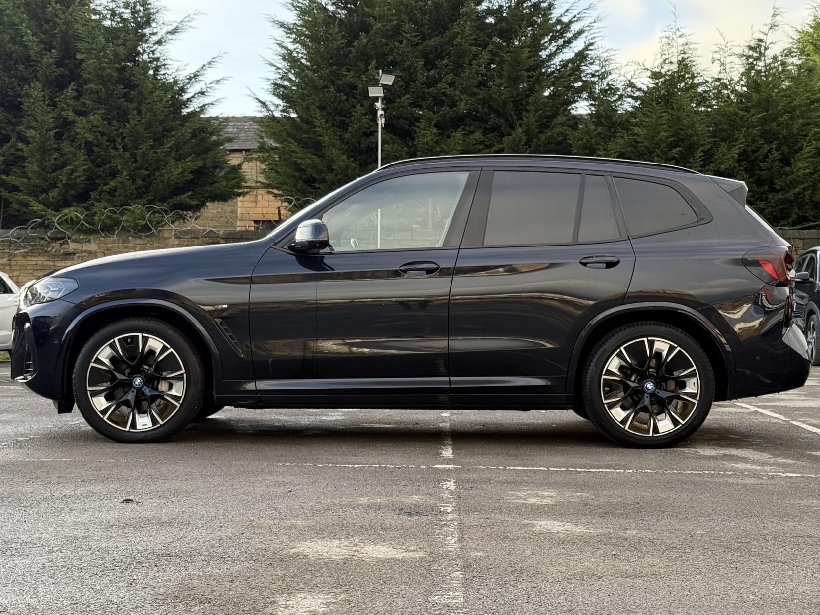 BMW iX3 80kWh M Sport Pro SUV 5dr Electric Auto (286 ps)