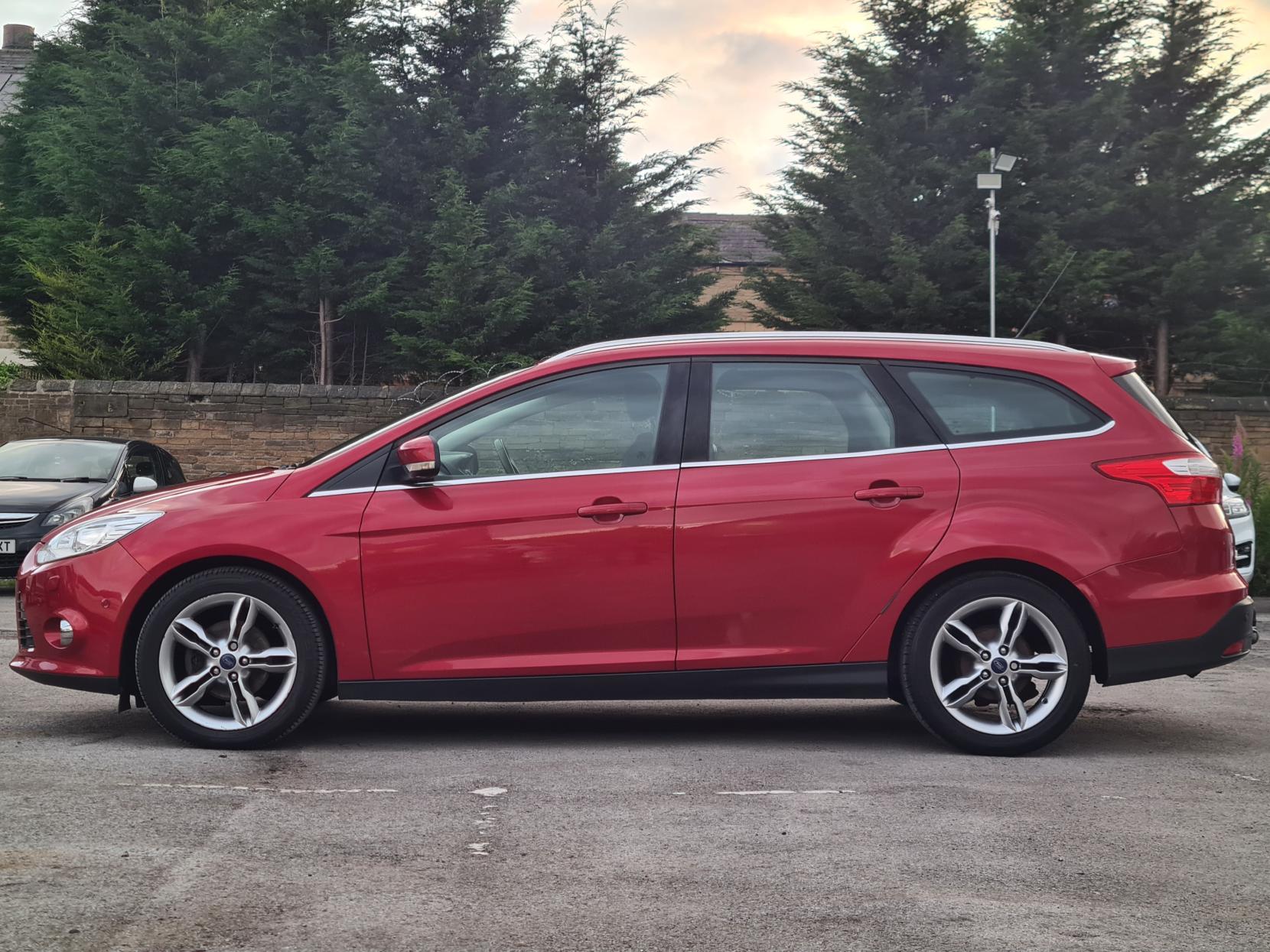 Ford Focus 1.0T EcoBoost Titanium X Estate 5dr Petrol Manual Euro 5 (s/s) (125 ps)