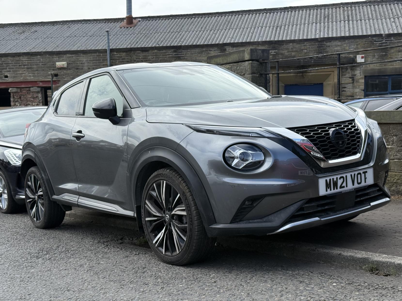 Nissan Juke 1.0 DIG-T Tekna+ SUV 5dr Petrol DCT Auto Euro 6 (s/s) (114 ps)