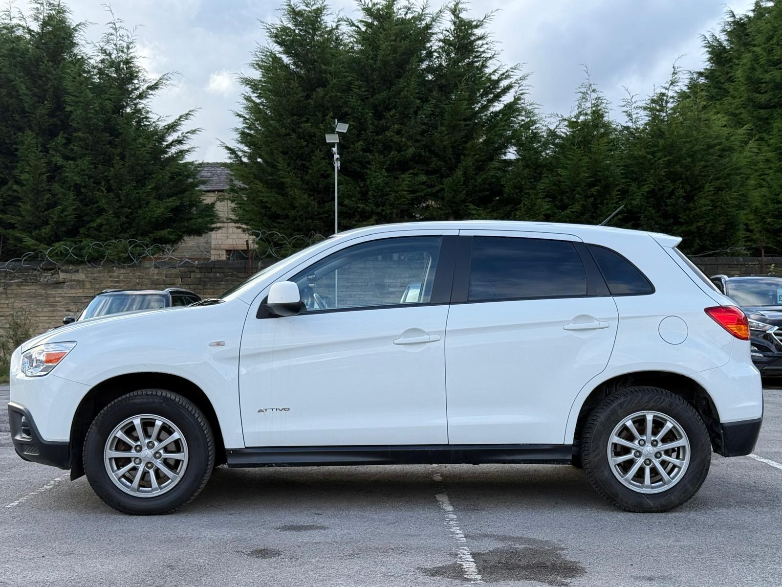 Mitsubishi ASX 1.6 Attivo SUV 5dr Petrol Manual Euro 5 (117 ps)