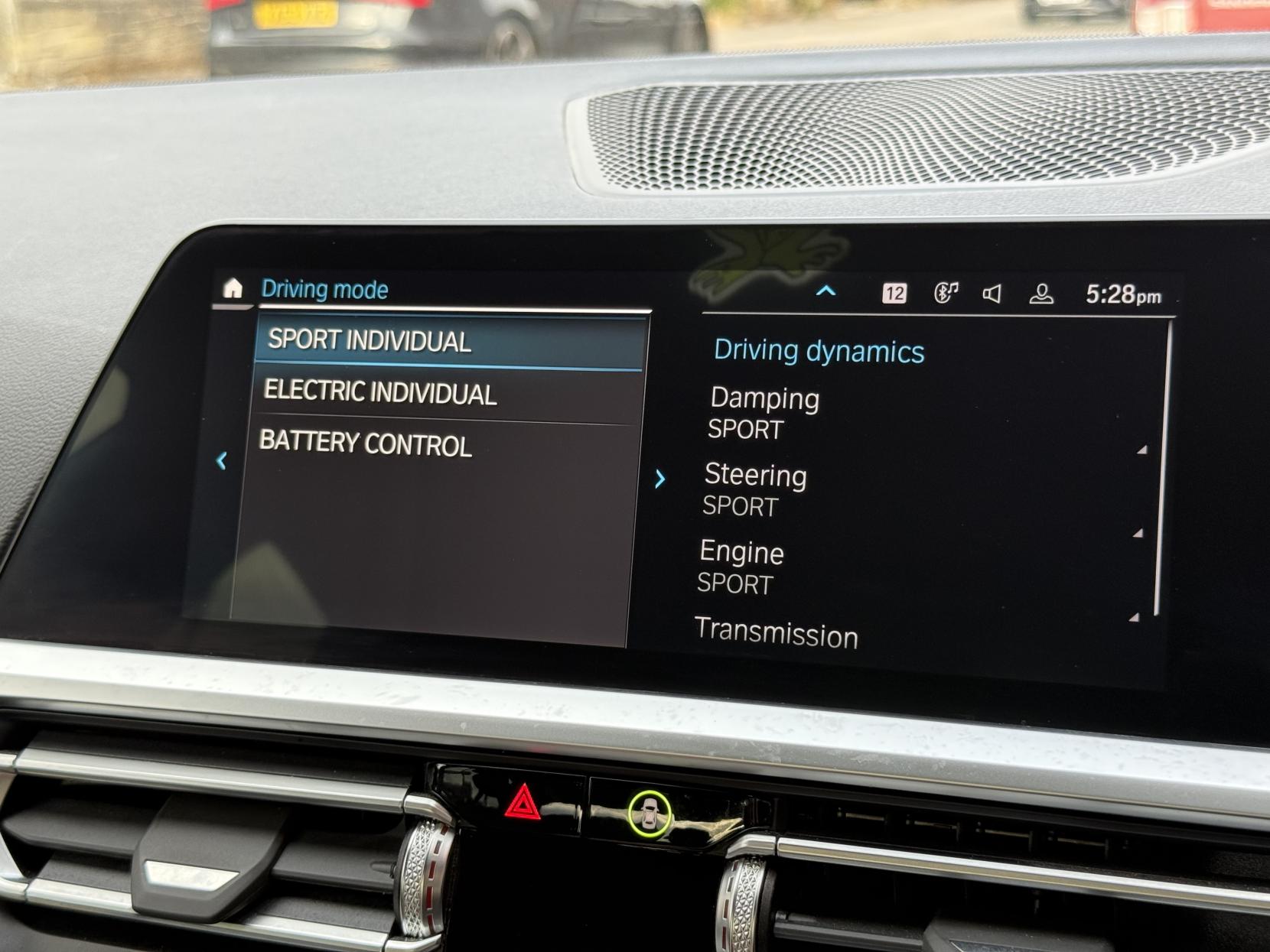 BMW 3 Series 2.0 330e 12kWh M Sport Pro Edition Saloon 4dr Petrol Plug-in Hybrid Auto xDrive Euro 6 (s/s) (292 ps)