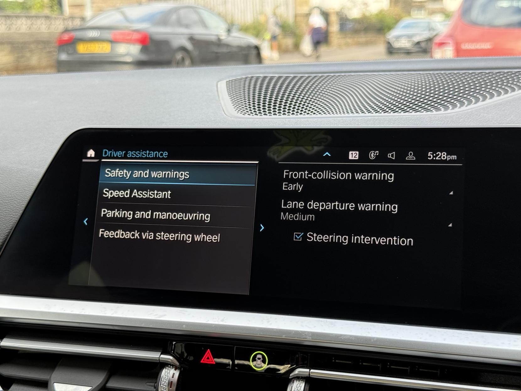BMW 3 Series 2.0 330e 12kWh M Sport Pro Edition Saloon 4dr Petrol Plug-in Hybrid Auto xDrive Euro 6 (s/s) (292 ps)