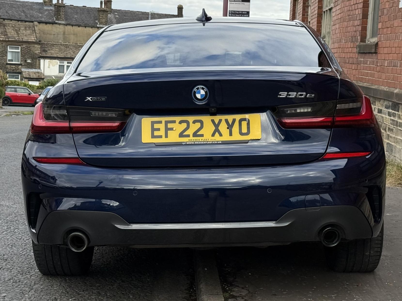 BMW 3 Series 2.0 330e 12kWh M Sport Pro Edition Saloon 4dr Petrol Plug-in Hybrid Auto xDrive Euro 6 (s/s) (292 ps)