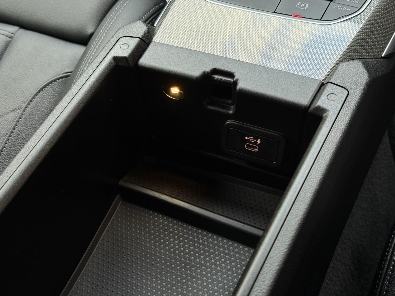 BMW 3 Series 2.0 330e 12kWh M Sport Pro Edition Saloon 4dr Petrol Plug-in Hybrid Auto xDrive Euro 6 (s/s) (292 ps)