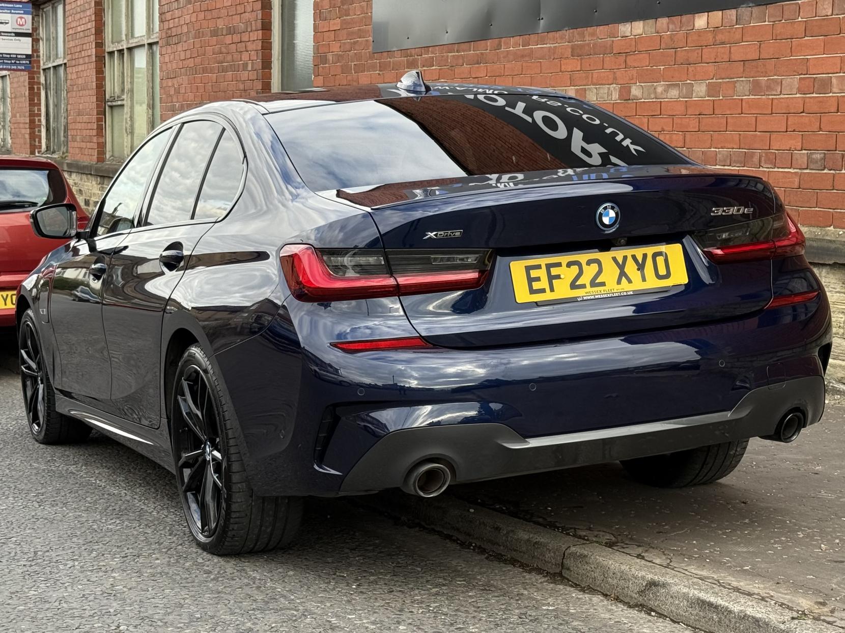 BMW 3 Series 2.0 330e 12kWh M Sport Pro Edition Saloon 4dr Petrol Plug-in Hybrid Auto xDrive Euro 6 (s/s) (292 ps)