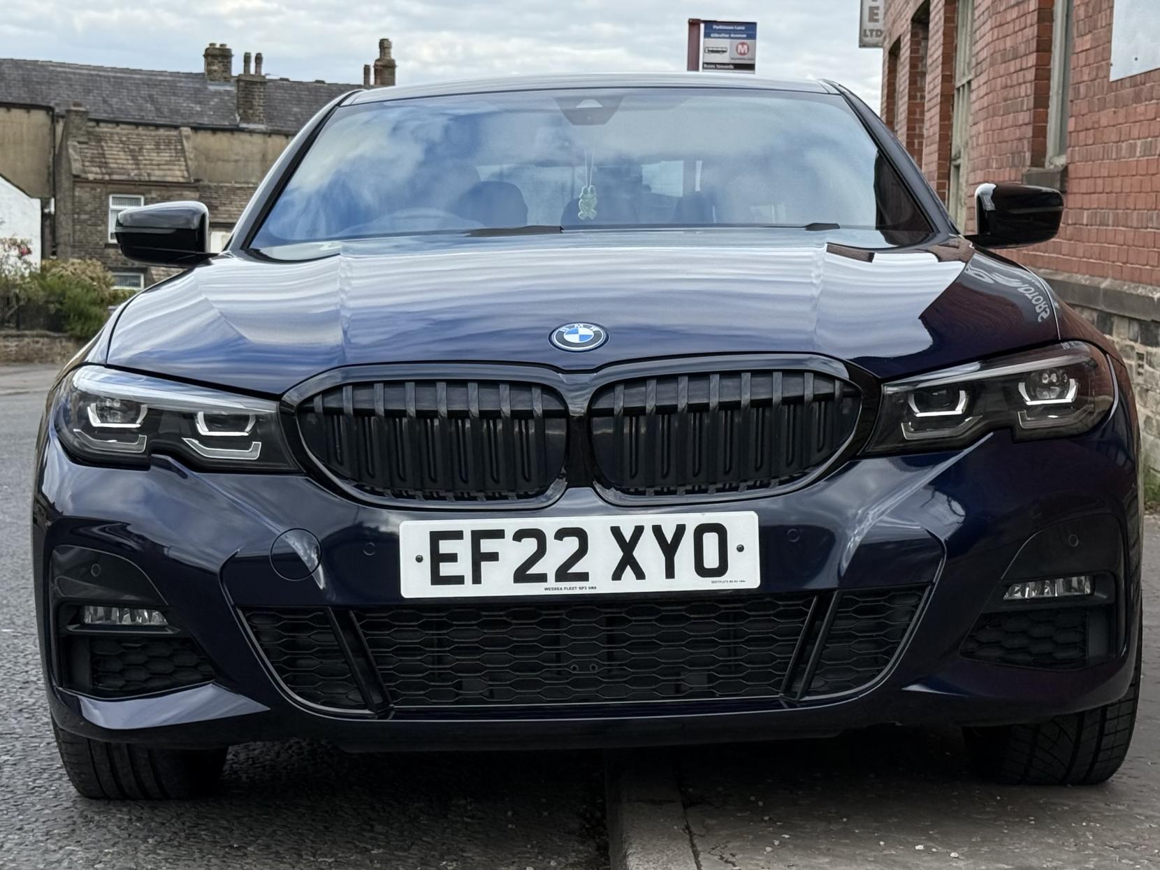 BMW 3 Series 2.0 330e 12kWh M Sport Pro Edition Saloon 4dr Petrol Plug-in Hybrid Auto xDrive Euro 6 (s/s) (292 ps)