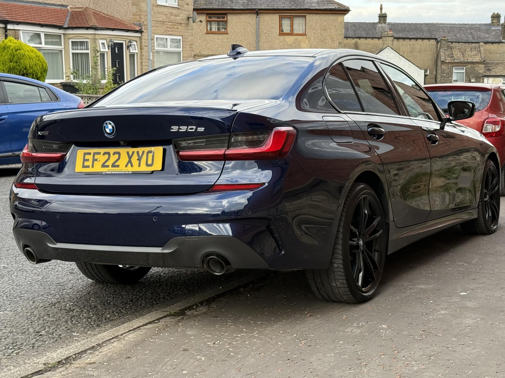 BMW 3 Series 2.0 330e 12kWh M Sport Pro Edition Saloon 4dr Petrol Plug-in Hybrid Auto xDrive Euro 6 (s/s) (292 ps)