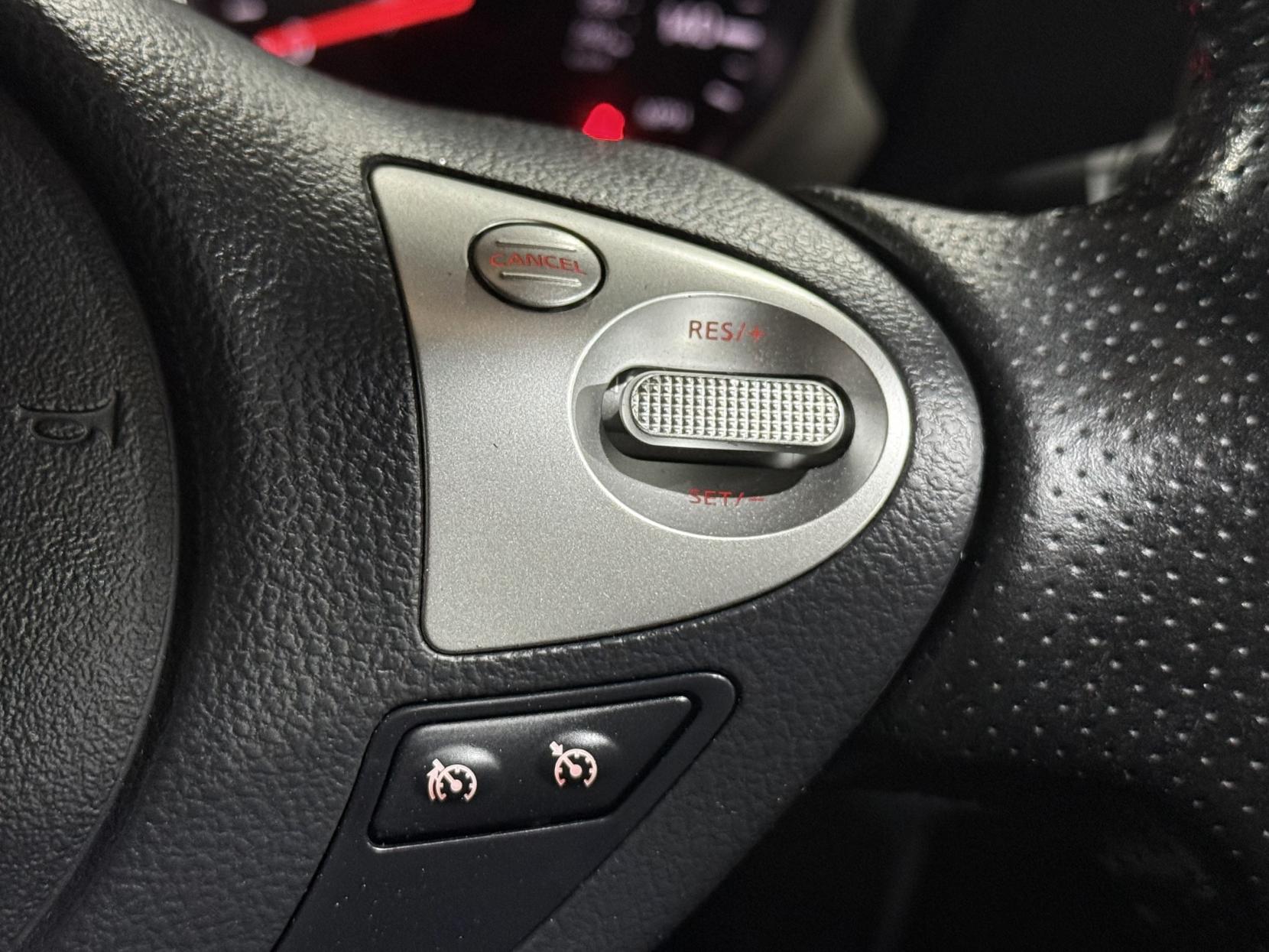 Nissan Juke 1.2 DIG-T Tekna SUV 5dr Petrol Manual Euro 6 (s/s) (115 ps)