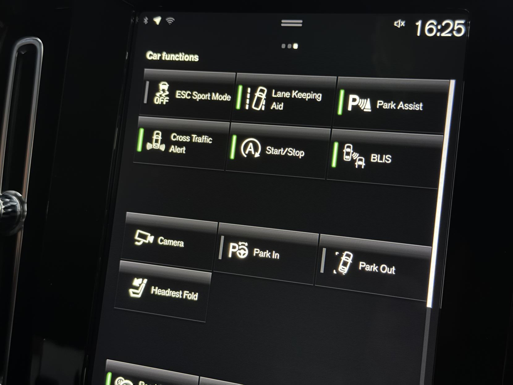 Volvo XC40 2.0 D4 Inscription Pro SUV 5dr Diesel Auto AWD Euro 6 (s/s) (190 ps)