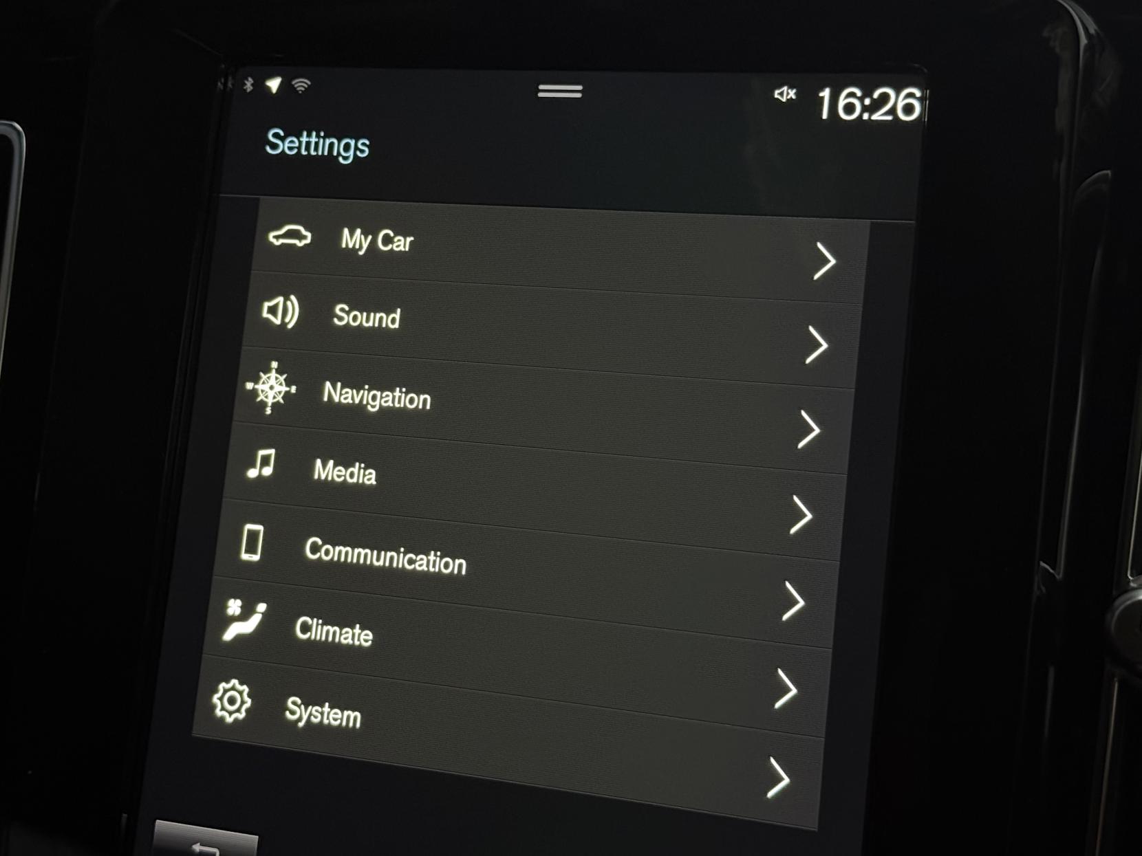 Volvo XC40 2.0 D4 Inscription Pro SUV 5dr Diesel Auto AWD Euro 6 (s/s) (190 ps)