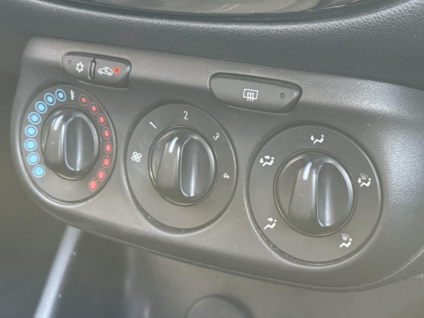 Vauxhall Corsa 1.4i SRi VX Line Nav Black Hatchback 5dr Petrol Manual Euro 6 (s/s) (90 ps)