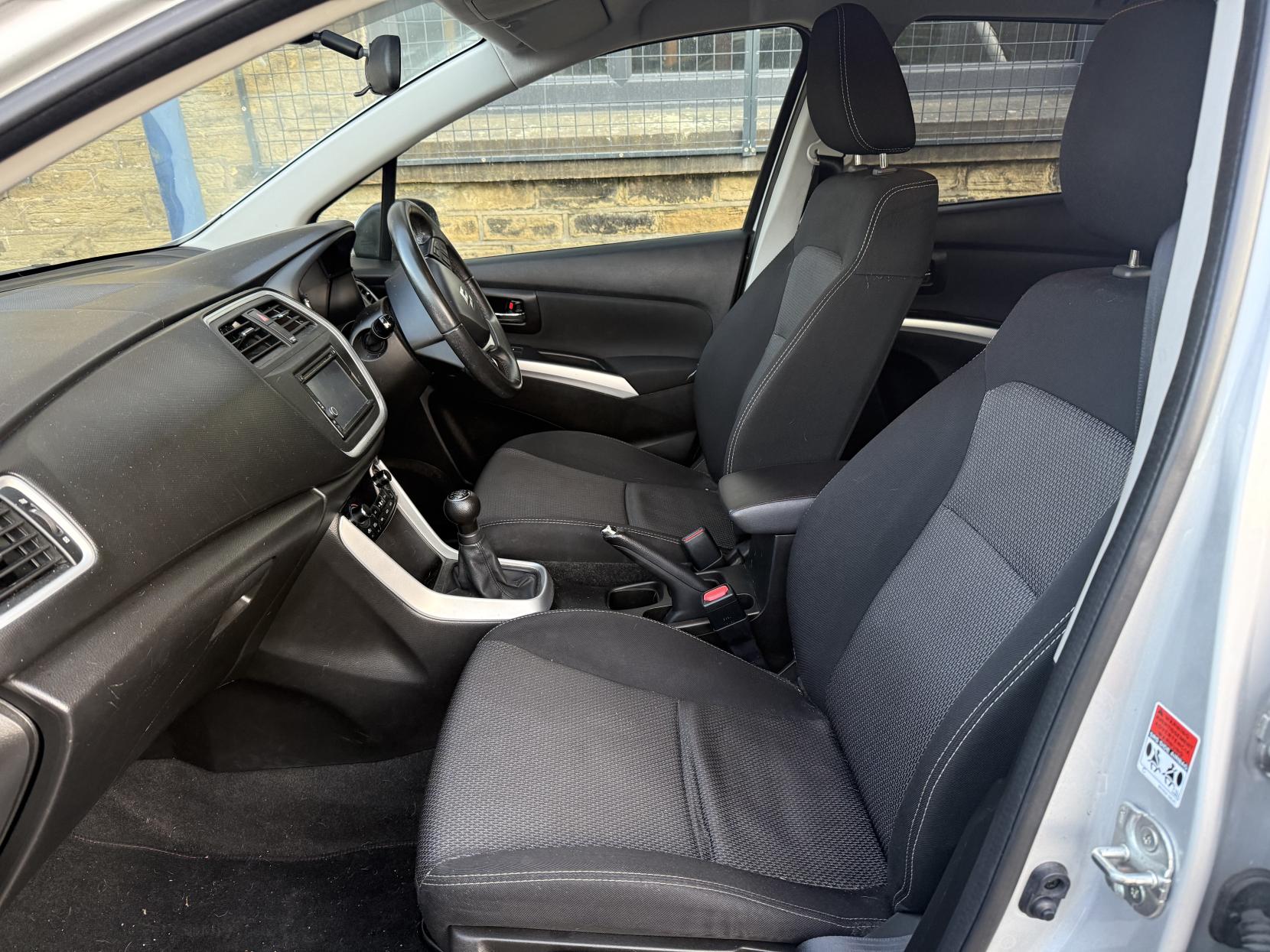 Suzuki SX4 S-Cross 1.6 SZ-T SUV 5dr Petrol Manual Euro 6 (120 ps)