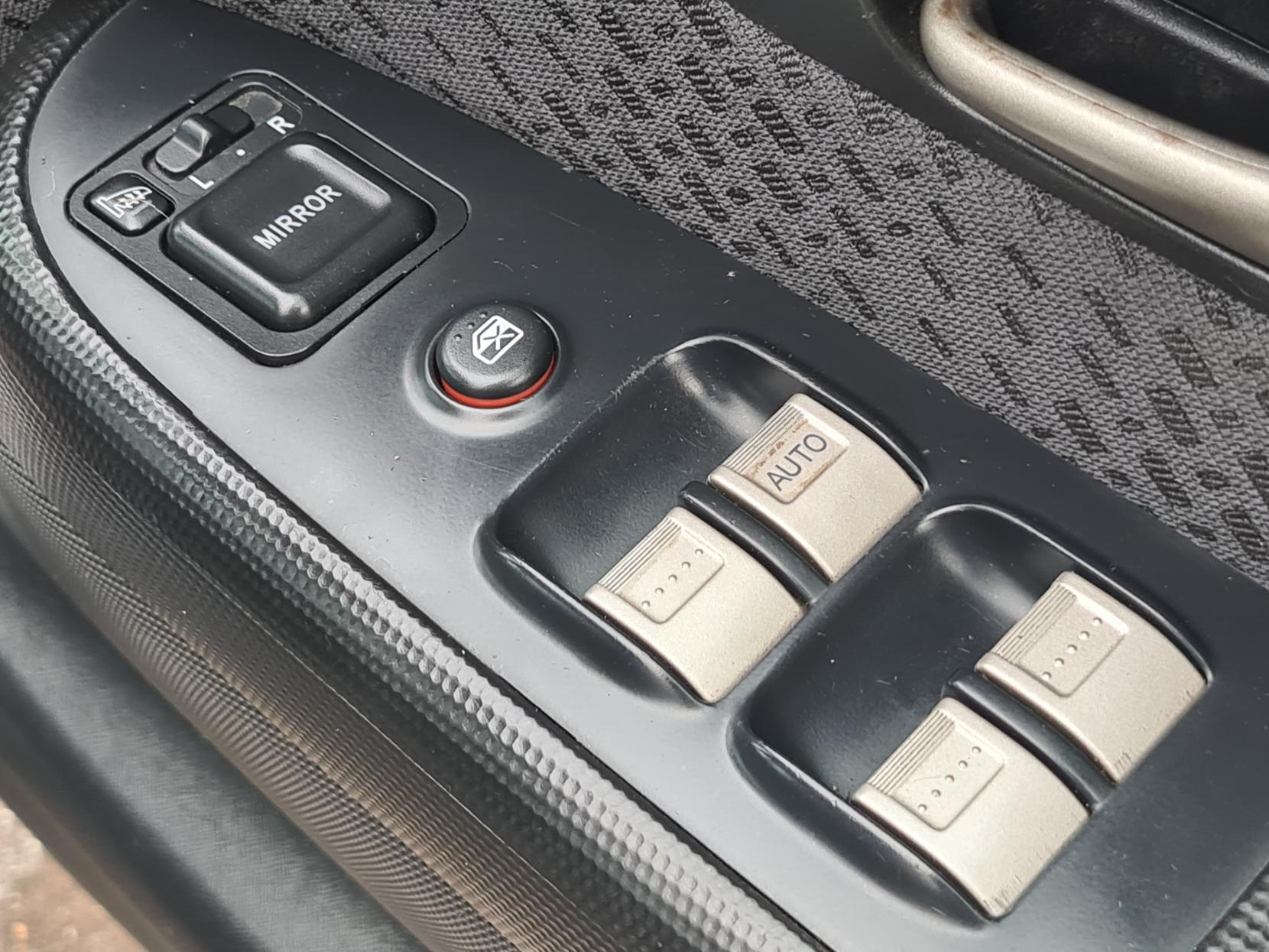Honda CR-V 2.0 i-VTEC SE Sport SUV 5dr Petrol Manual (216 g/km, 148 bhp)