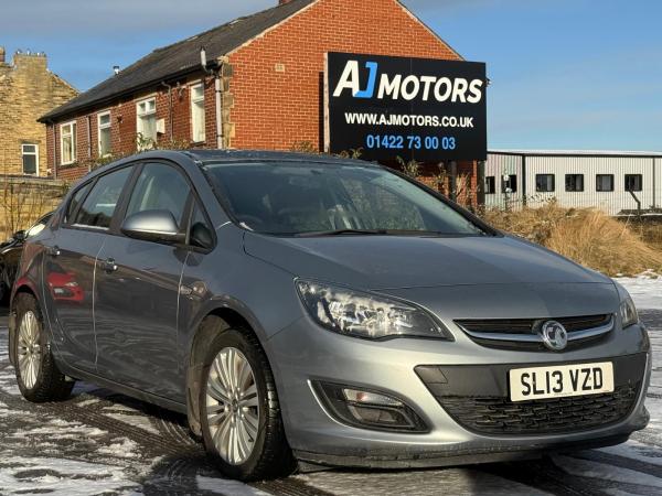 Vauxhall Astra 1.4 16v Energy Hatchback 5dr Petrol Manual Euro 5 (100 ps)