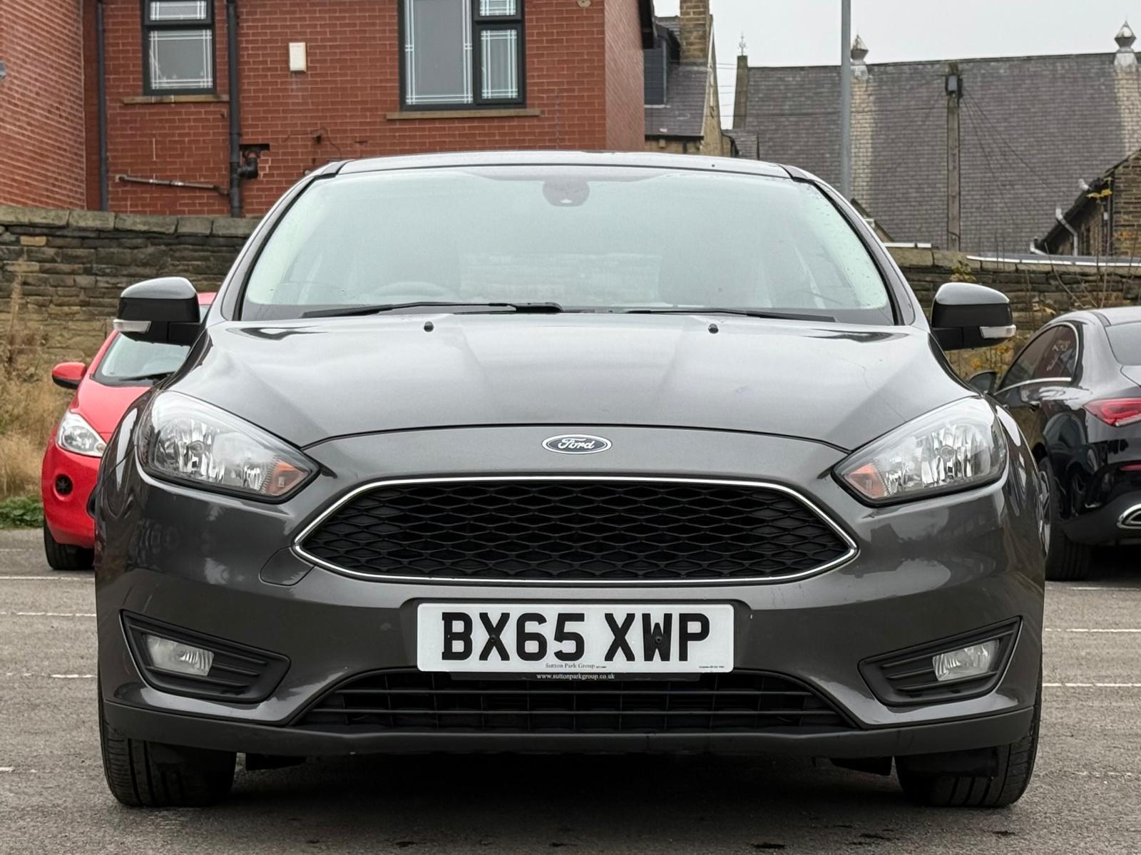 Ford Focus 1.0T EcoBoost Zetec Hatchback 5dr Petrol Manual Euro 6 (s/s) (100 ps)