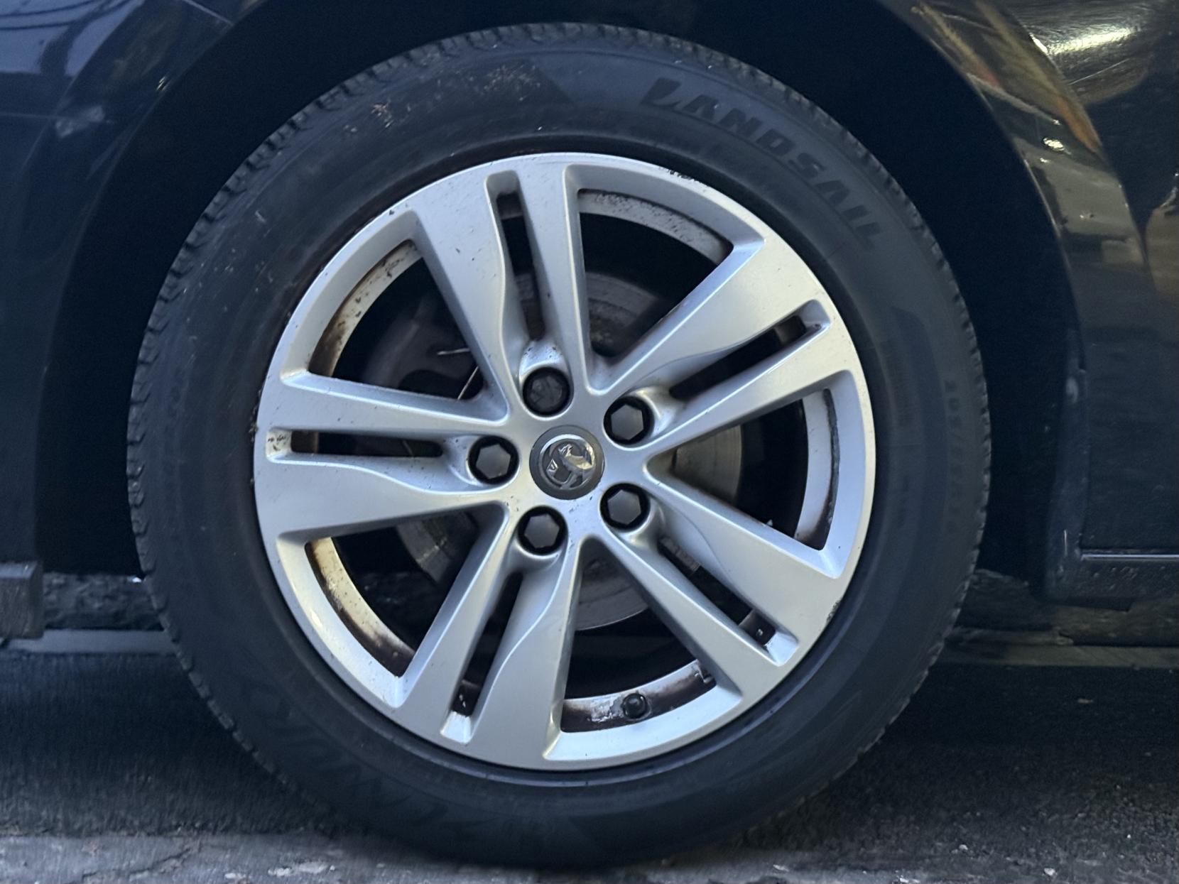 Vauxhall Astra 1.4i Tech Line Hatchback 5dr Petrol Manual Euro 6 (100 ps)