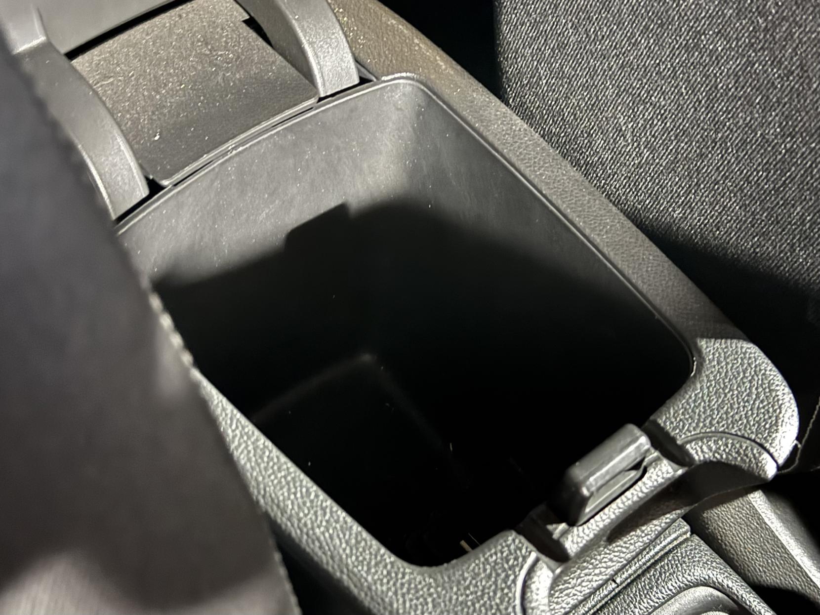 Vauxhall Astra 1.4i Tech Line Hatchback 5dr Petrol Manual Euro 6 (100 ps)