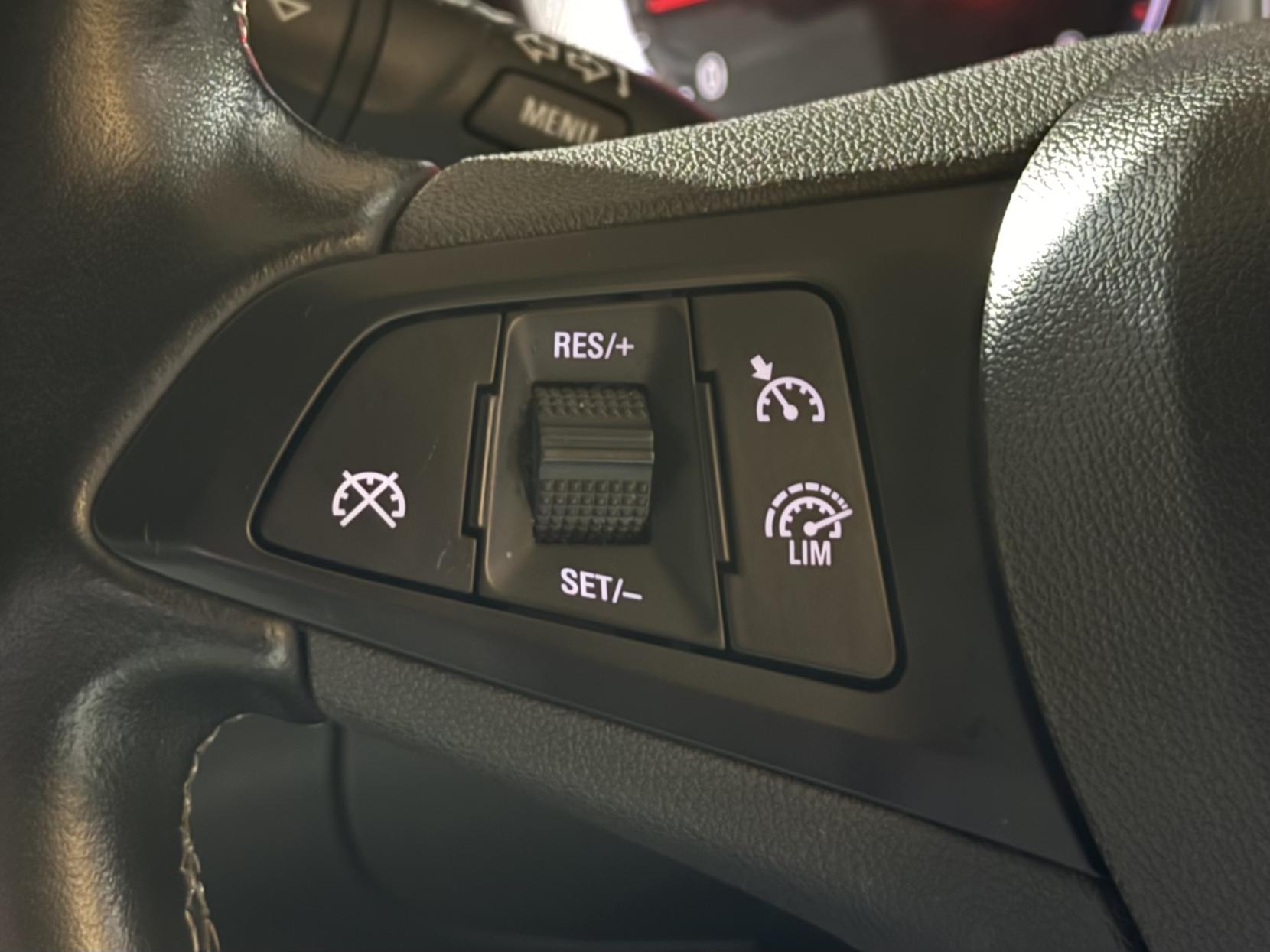 Vauxhall Astra 1.4i Tech Line Hatchback 5dr Petrol Manual Euro 6 (100 ps)