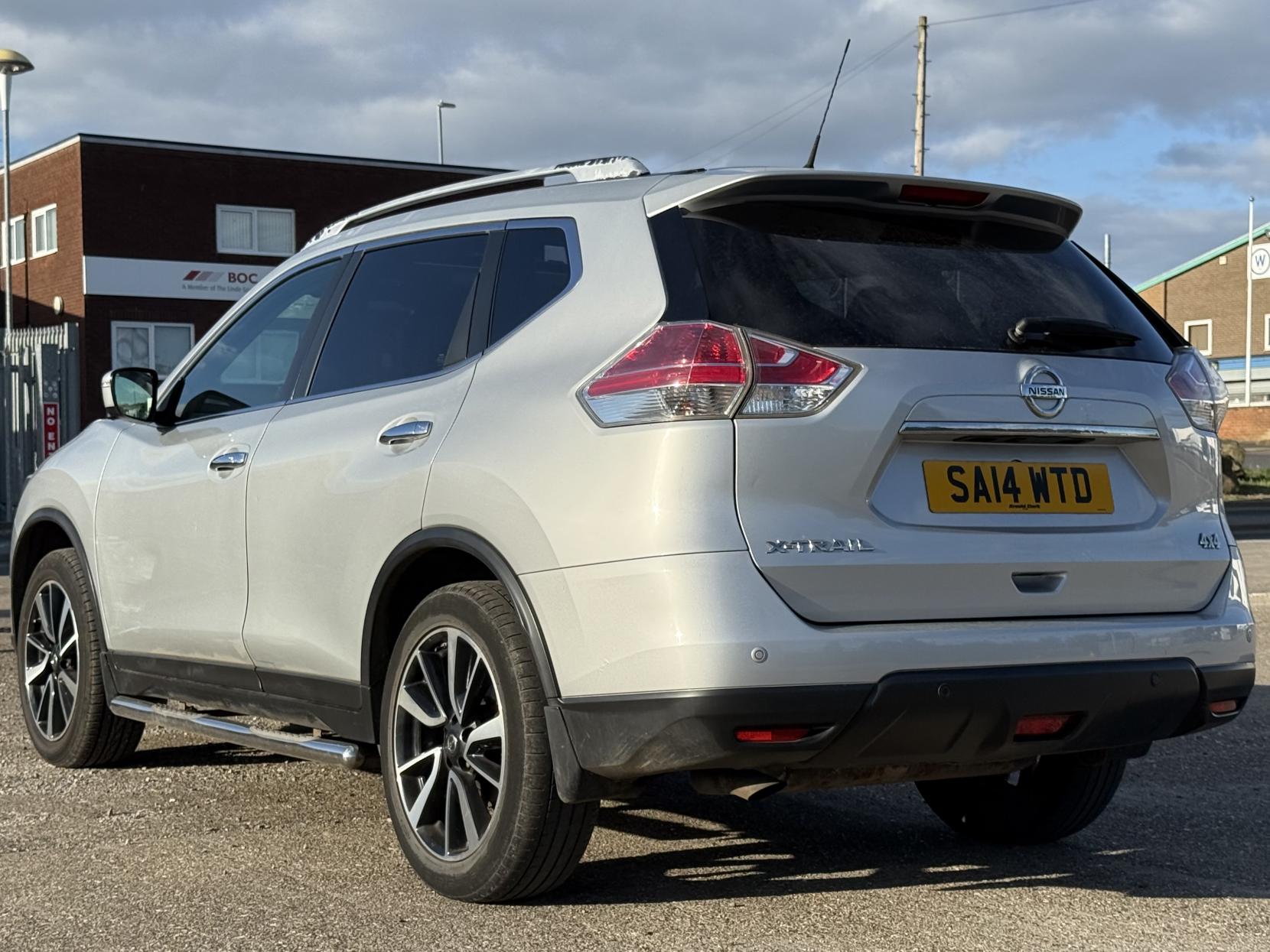 Nissan X-Trail 1.6 dCi n-tec SUV 5dr Diesel Manual 4WD Euro 5 (s/s) (130 ps)