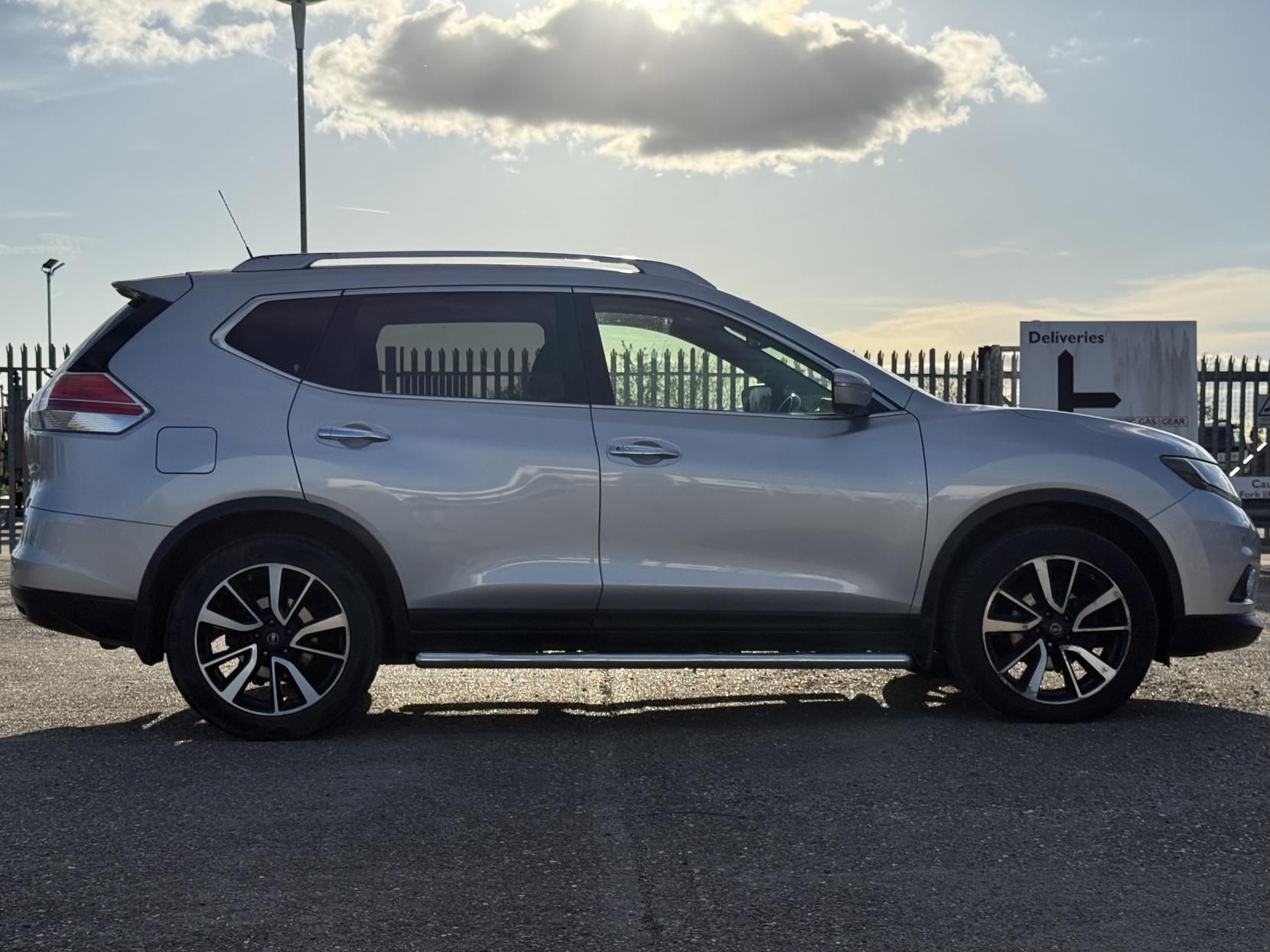 Nissan X-Trail 1.6 dCi n-tec SUV 5dr Diesel Manual 4WD Euro 5 (s/s) (130 ps)