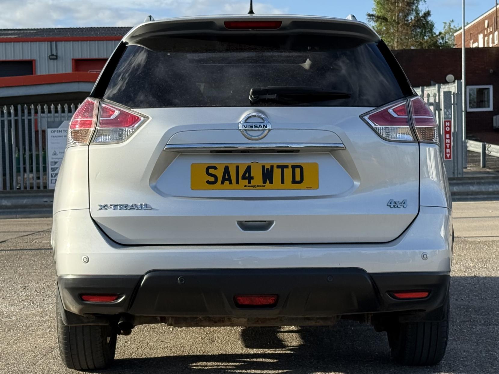 Nissan X-Trail 1.6 dCi n-tec SUV 5dr Diesel Manual 4WD Euro 5 (s/s) (130 ps)