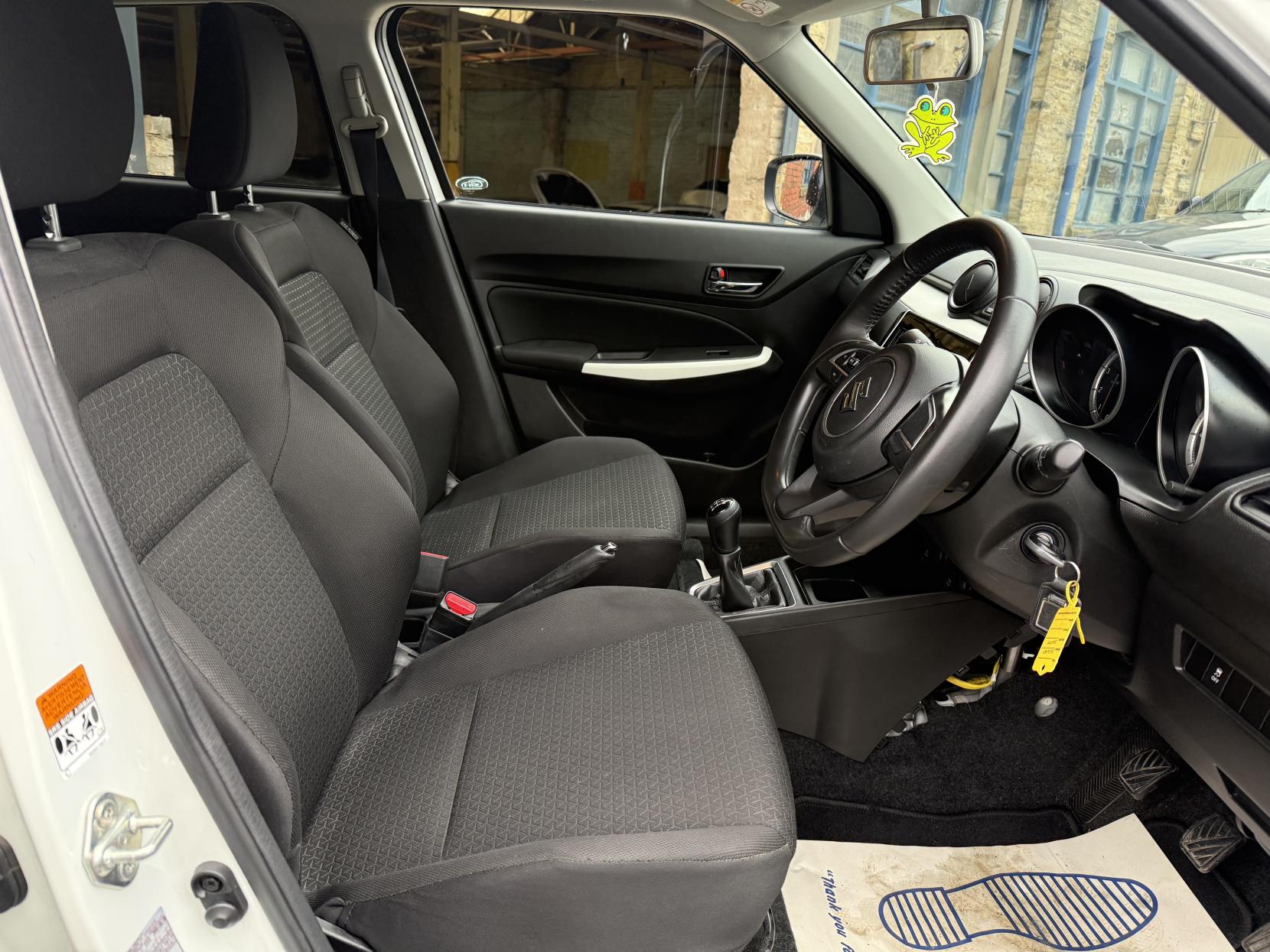 Suzuki Swift 1.2 Dualjet Attitude Hatchback 5dr Petrol Manual Euro 6 (s/s) (90 ps)