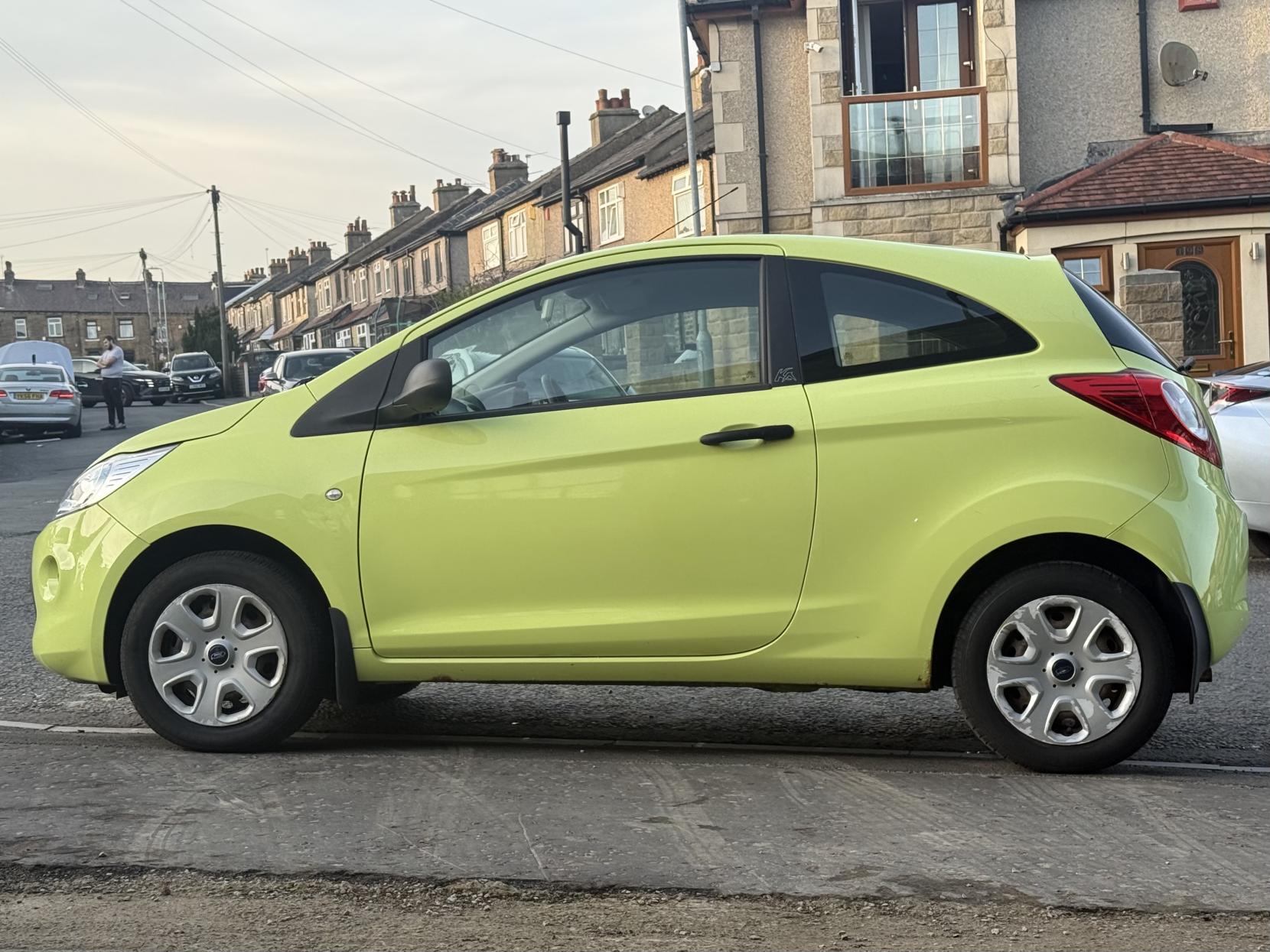 Ford Ka 1.2 Studio Hatchback 3dr Petrol Manual Euro 4 (69 ps)