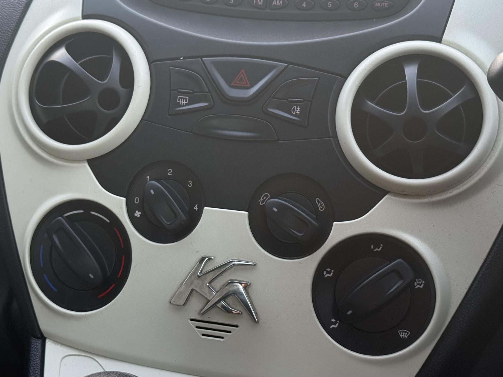 Ford Ka 1.2 Studio Hatchback 3dr Petrol Manual Euro 4 (69 ps)