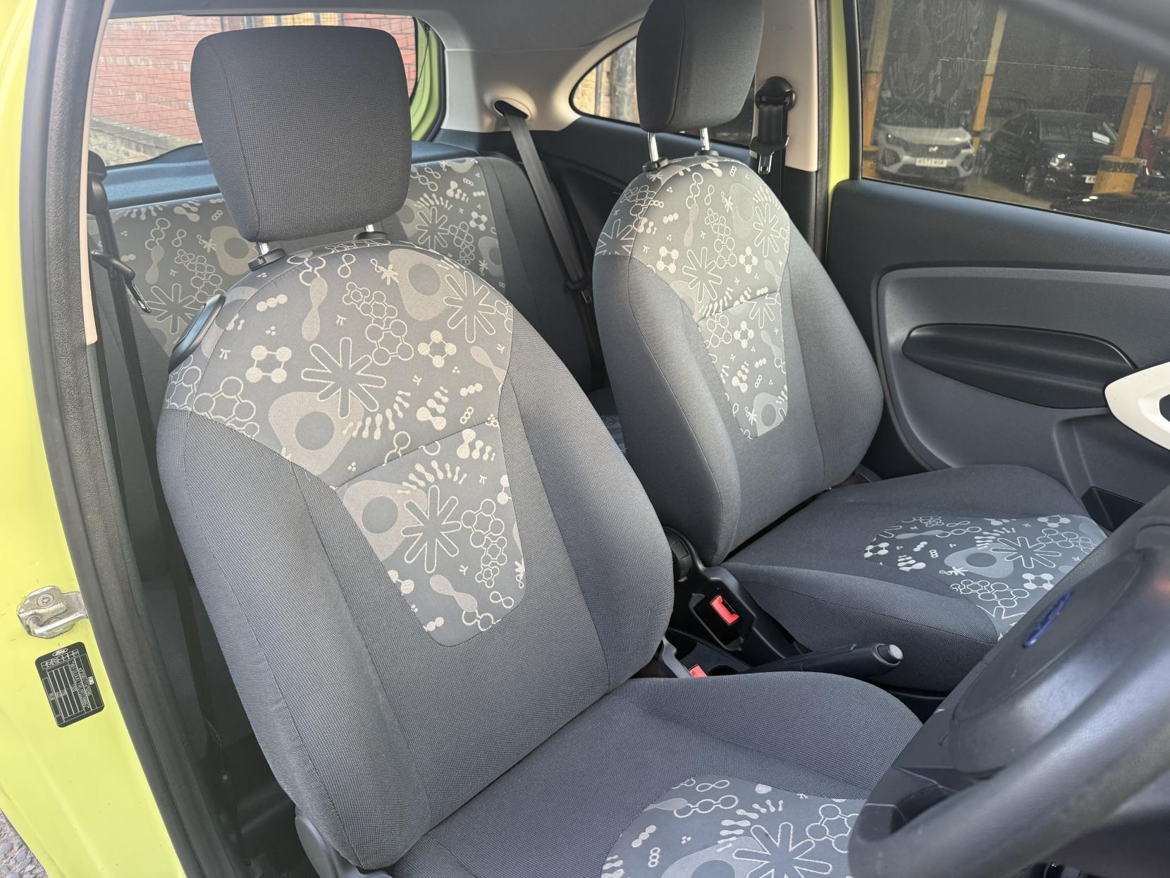 Ford Ka 1.2 Studio Hatchback 3dr Petrol Manual Euro 4 (69 ps)