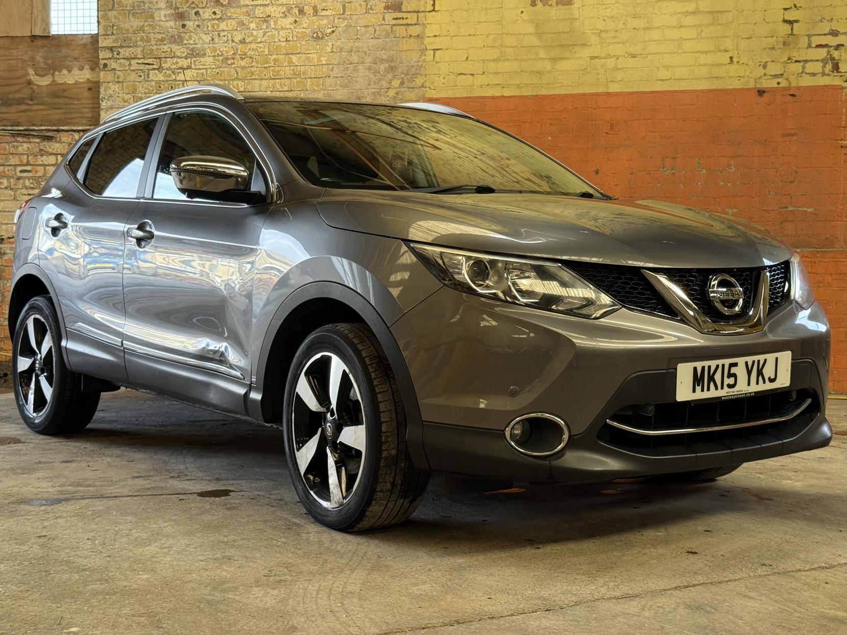 Nissan Qashqai 1.2 DIG-T n-tec+ SUV 5dr Petrol Manual 2WD Euro 5 (s/s) (115 ps)