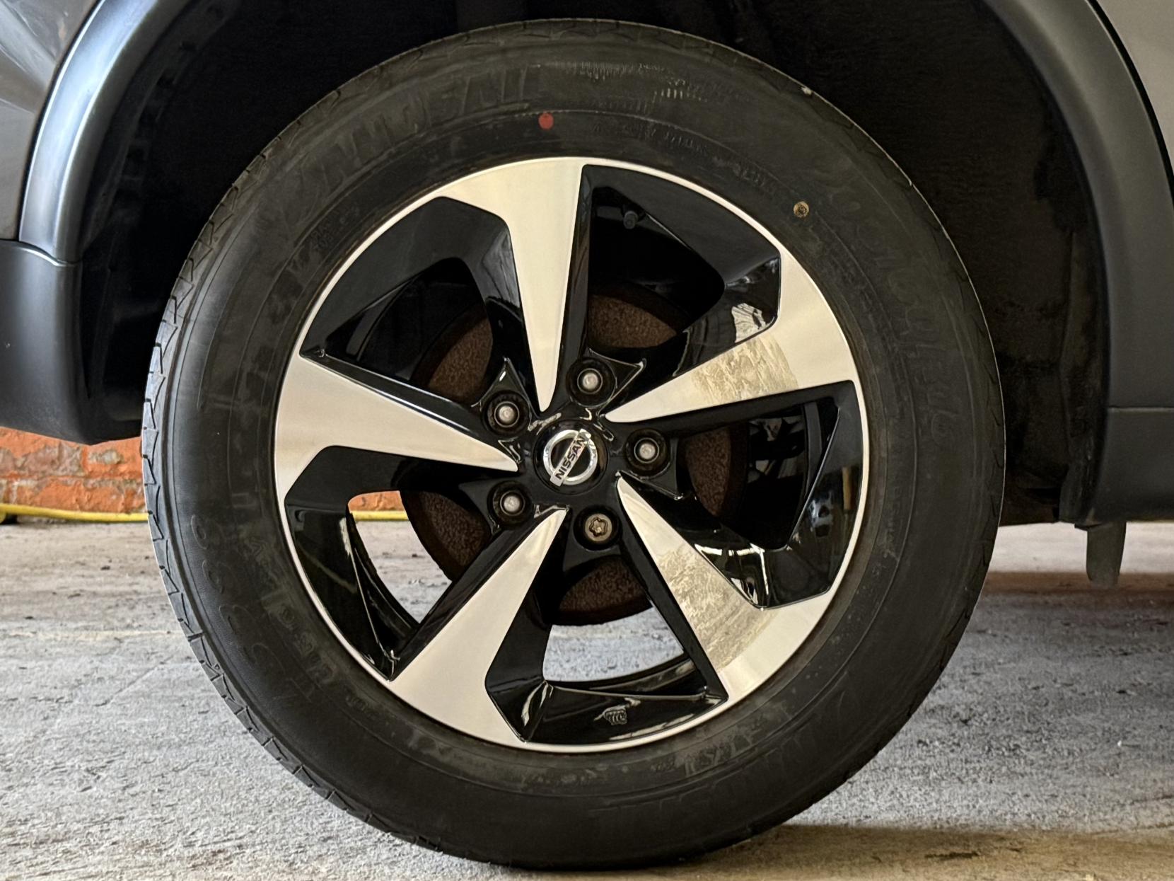Nissan Juke 1.6 Bose Personal Edition SUV 5dr Petrol Manual Euro 6 (112 ps)