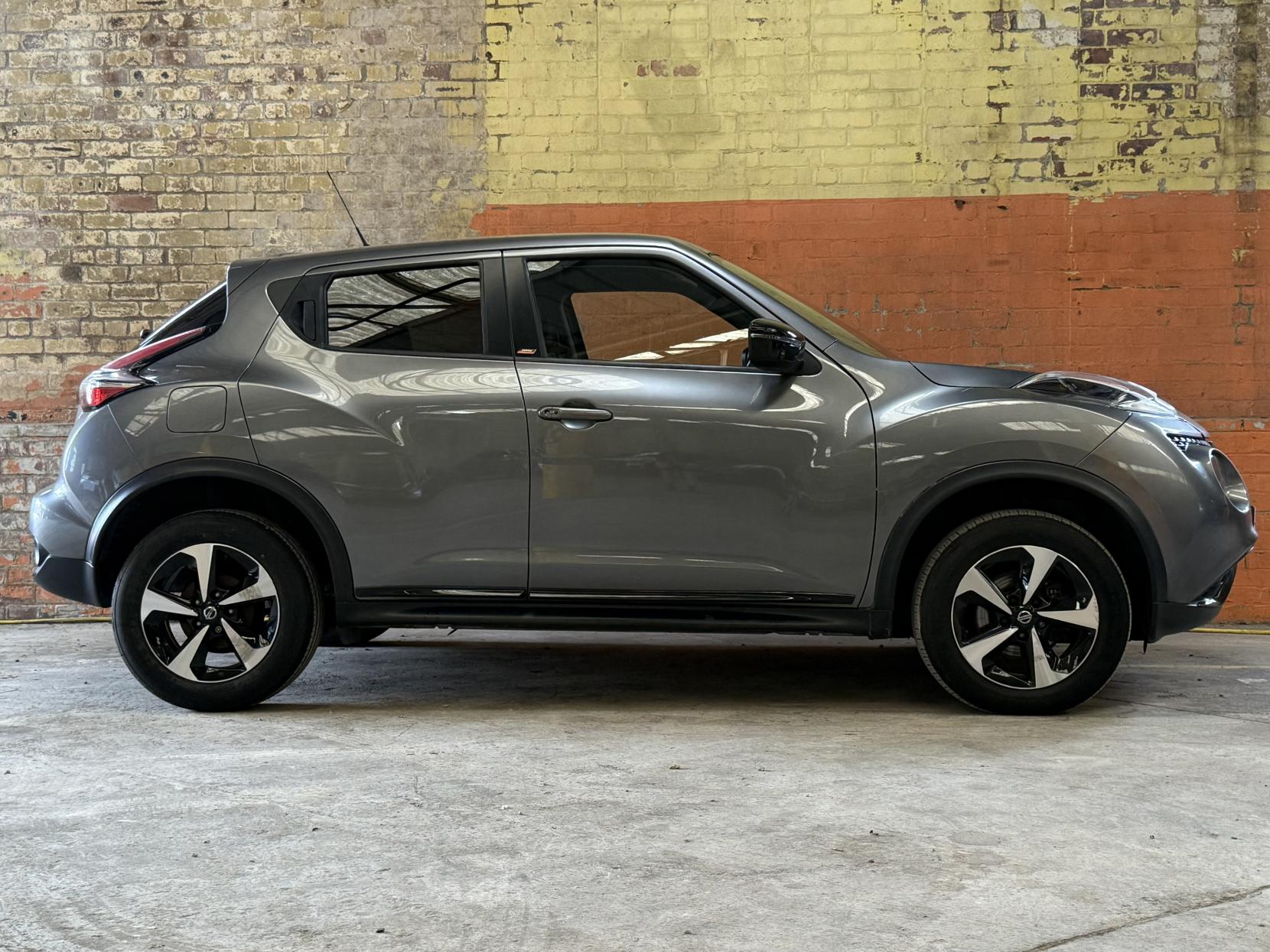 Nissan Juke 1.6 Bose Personal Edition SUV 5dr Petrol Manual Euro 6 (112 ps)