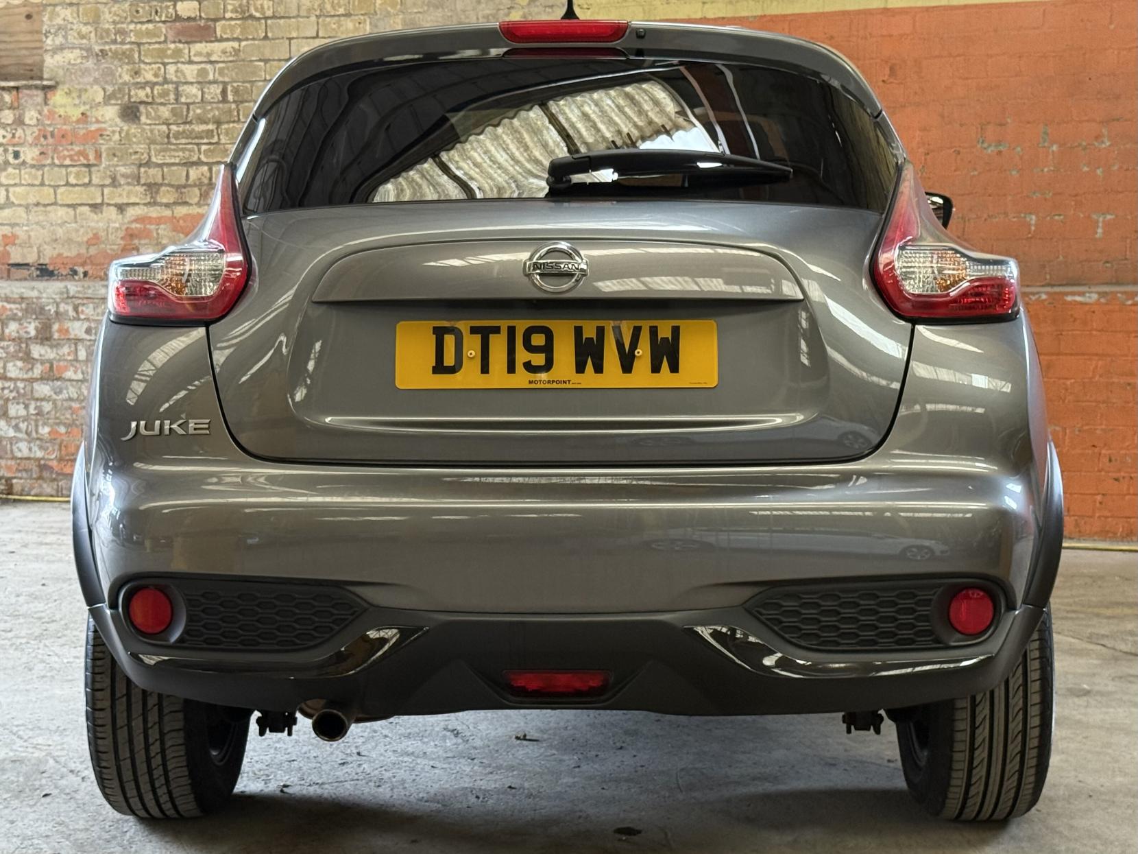 Nissan Juke 1.6 Bose Personal Edition SUV 5dr Petrol Manual Euro 6 (112 ps)