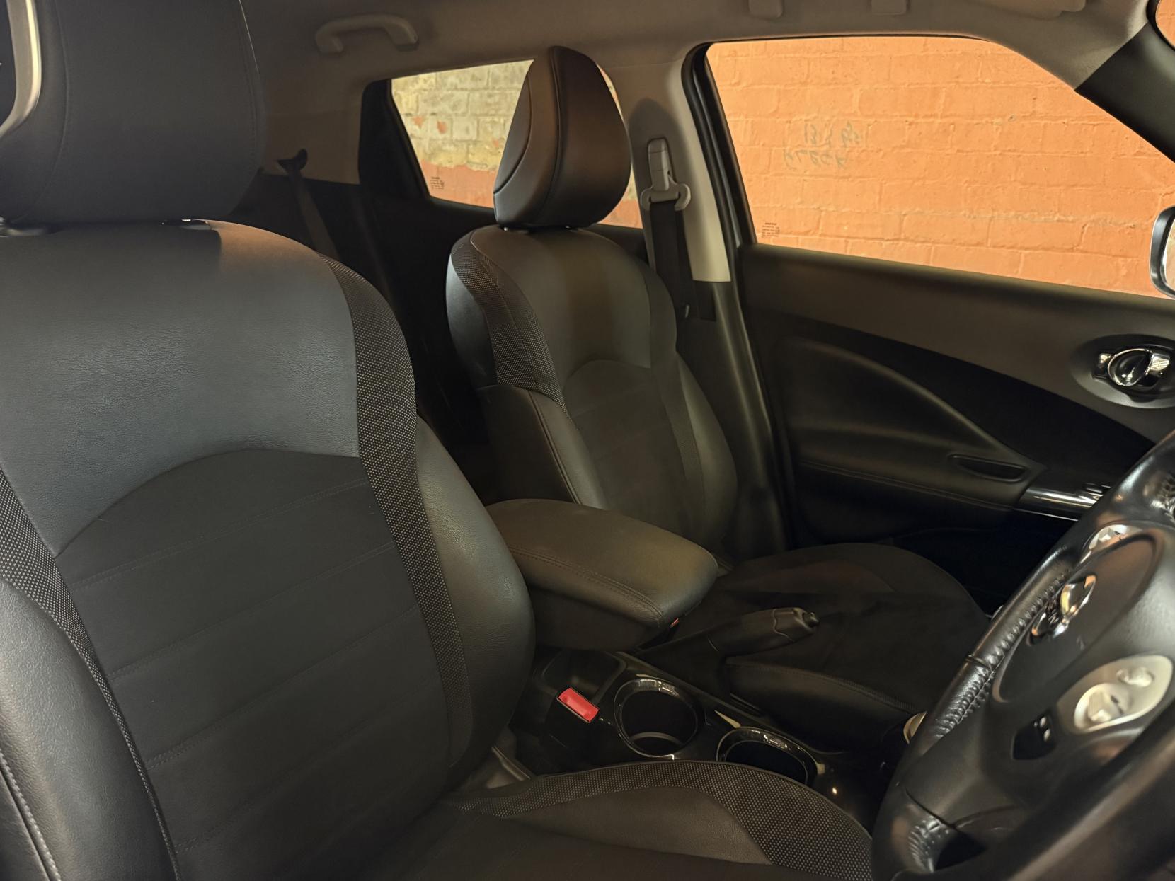 Nissan Juke 1.6 Bose Personal Edition SUV 5dr Petrol Manual Euro 6 (112 ps)