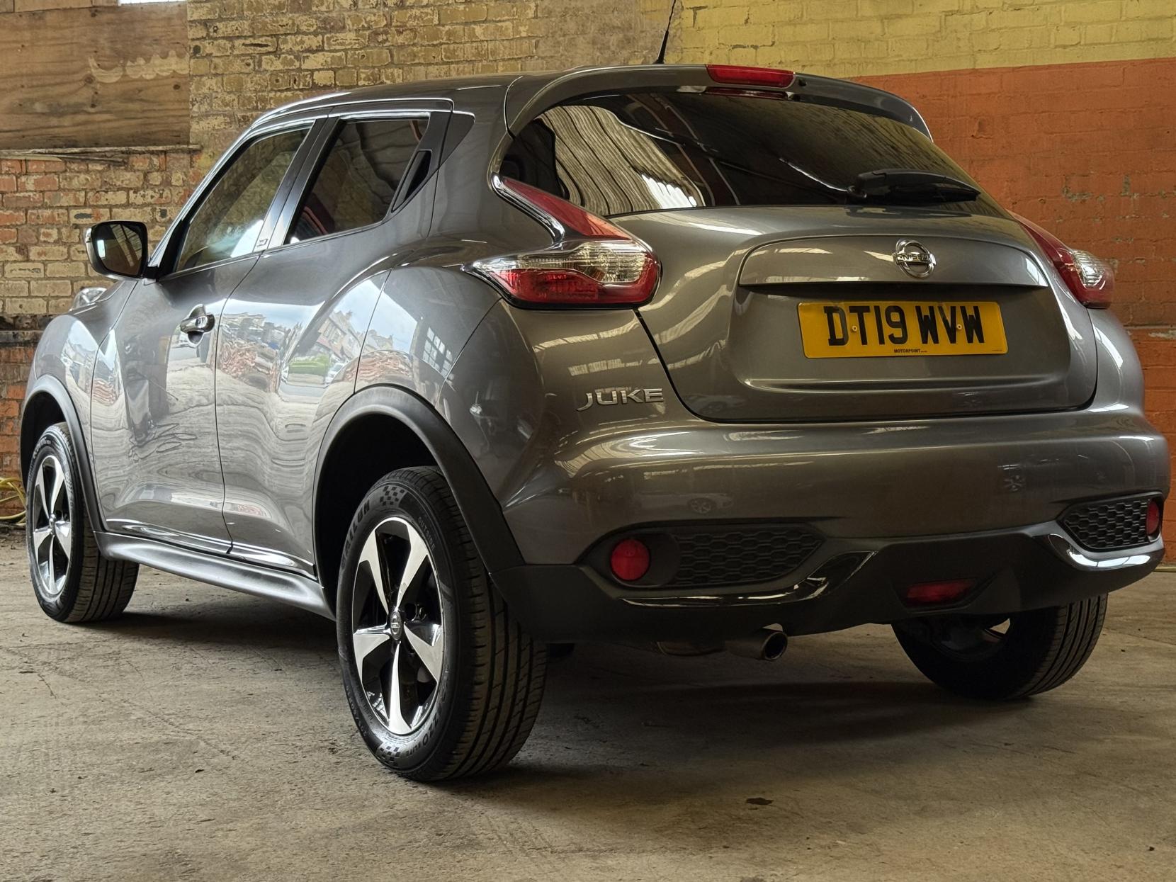 Nissan Juke 1.6 Bose Personal Edition SUV 5dr Petrol Manual Euro 6 (112 ps)