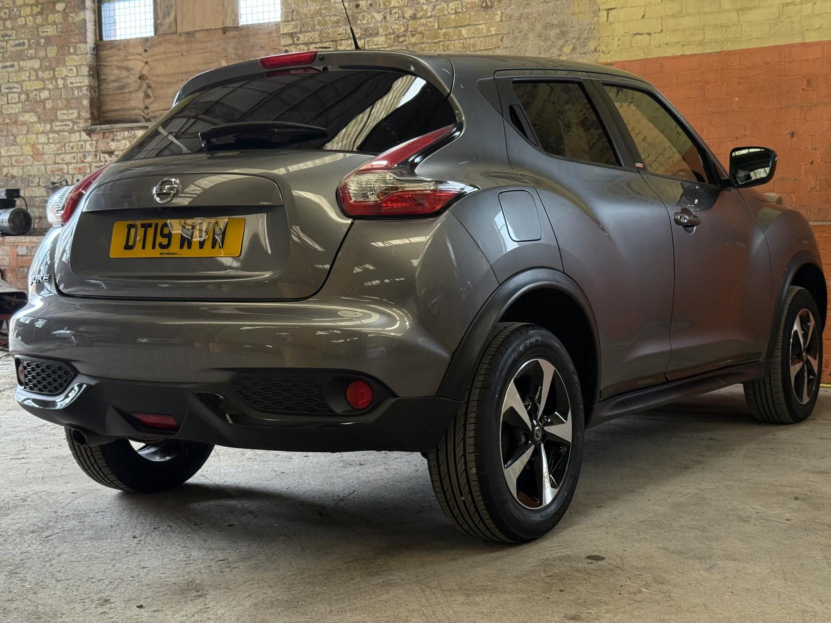 Nissan Juke 1.6 Bose Personal Edition SUV 5dr Petrol Manual Euro 6 (112 ps)