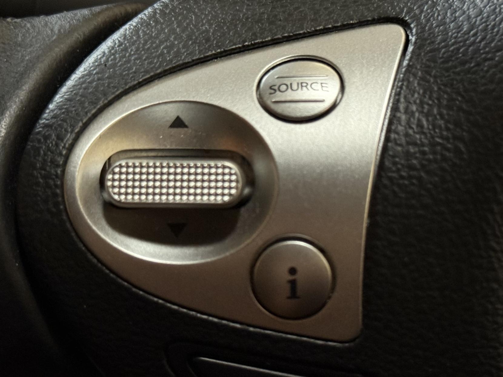 Nissan Juke 1.6 Bose Personal Edition SUV 5dr Petrol Manual Euro 6 (112 ps)