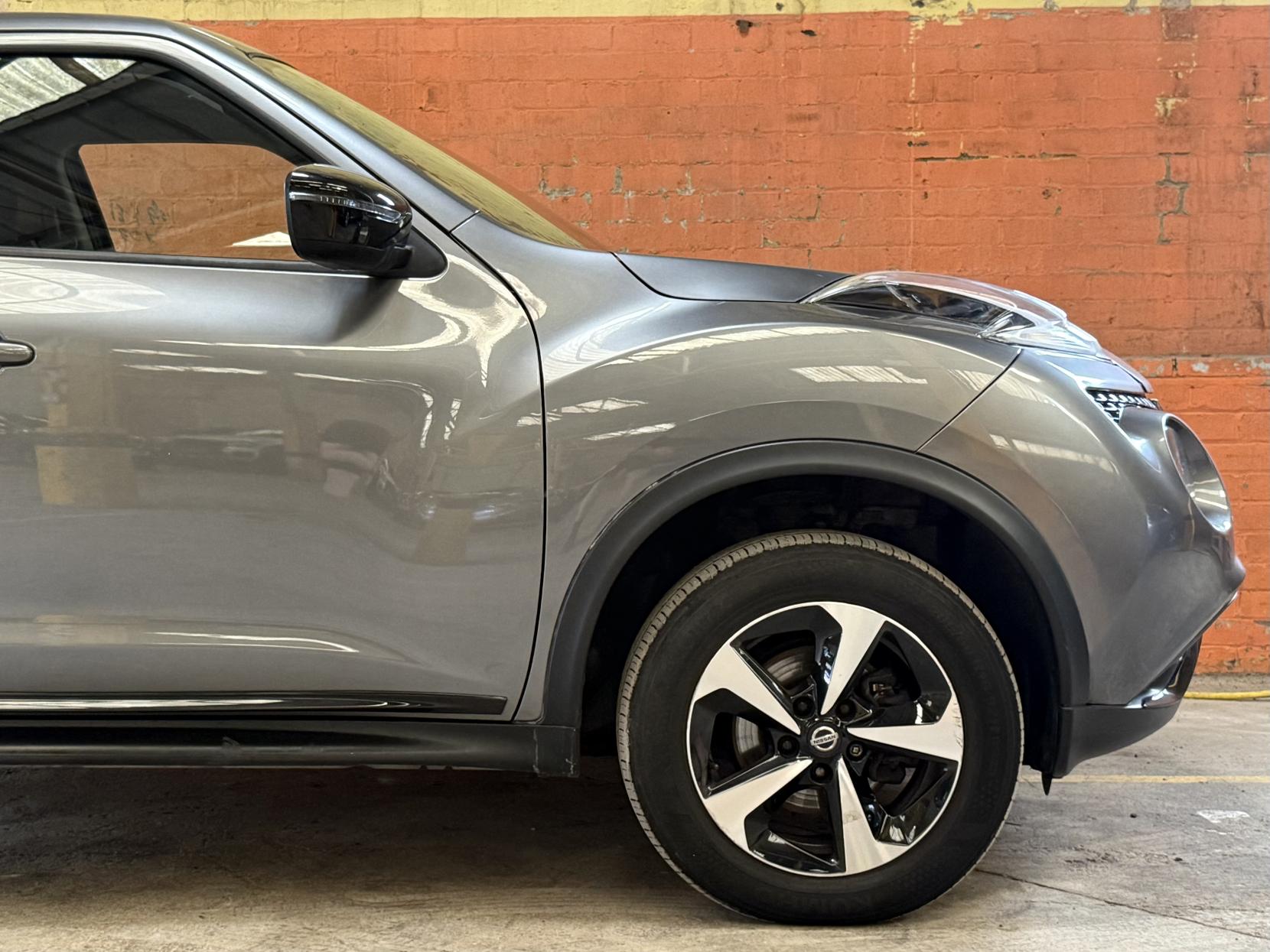 Nissan Juke 1.6 Bose Personal Edition SUV 5dr Petrol Manual Euro 6 (112 ps)