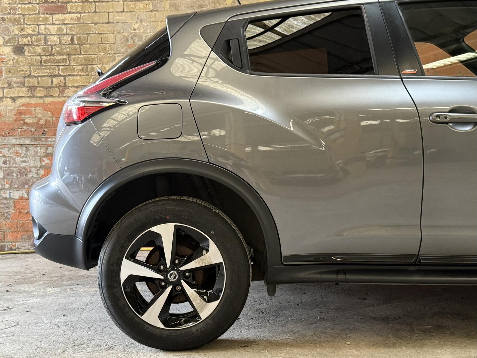 Nissan Juke 1.6 Bose Personal Edition SUV 5dr Petrol Manual Euro 6 (112 ps)