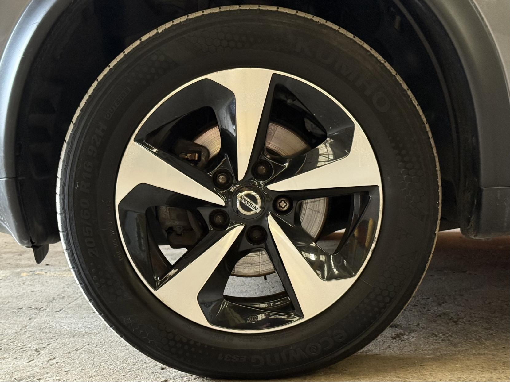 Nissan Juke 1.6 Bose Personal Edition SUV 5dr Petrol Manual Euro 6 (112 ps)