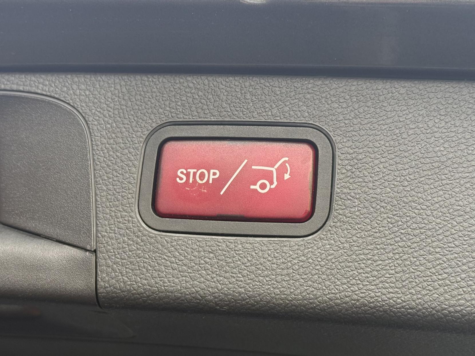 Mercedes-Benz GLC 2.1 GLC220d AMG Line SUV 5dr Diesel G-Tronic 4MATIC Euro 6 (s/s) (170 ps)