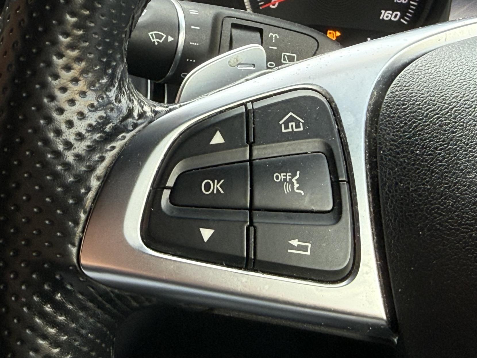 Mercedes-Benz GLC 2.1 GLC220d AMG Line SUV 5dr Diesel G-Tronic 4MATIC Euro 6 (s/s) (170 ps)