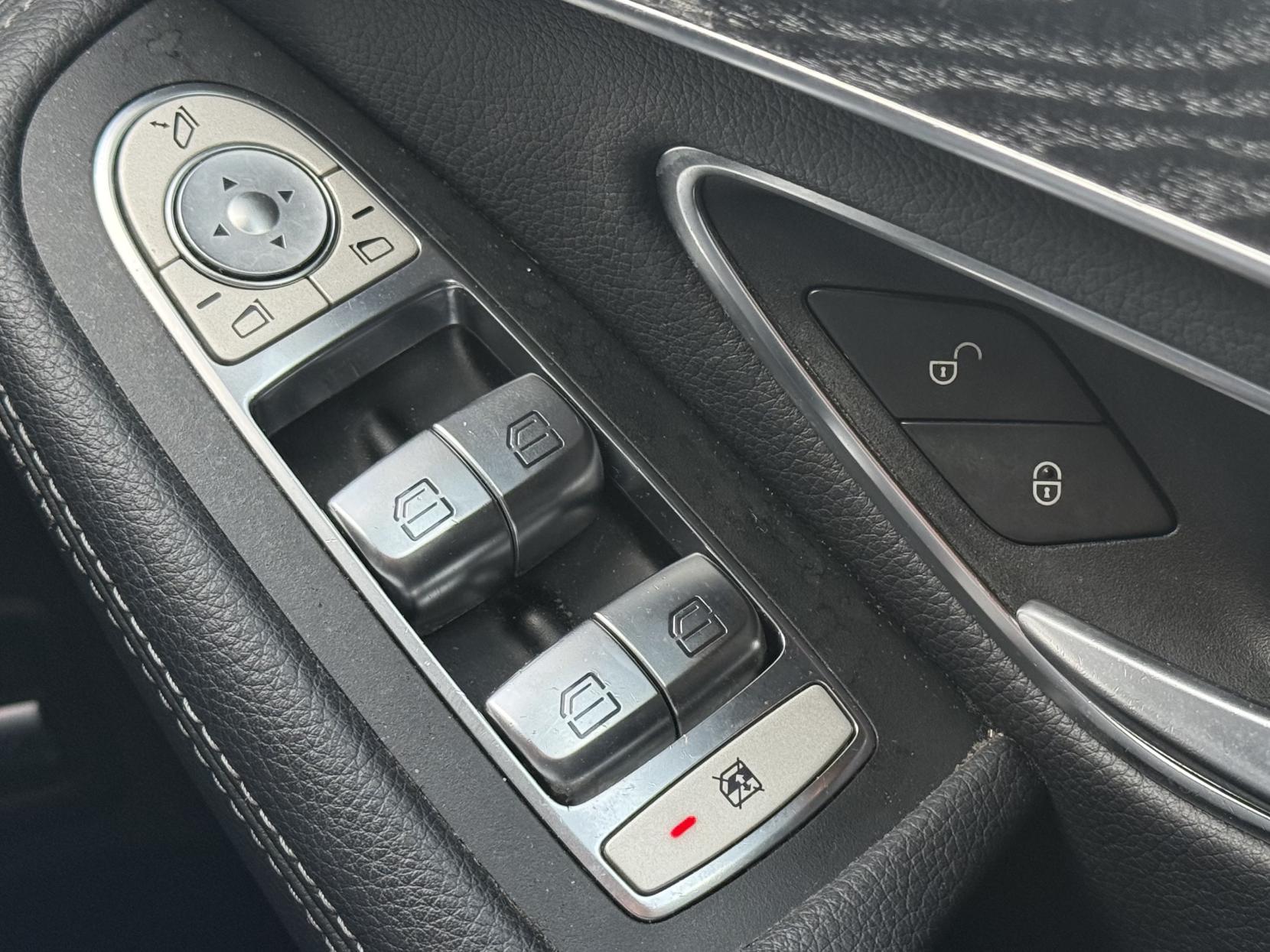 Mercedes-Benz GLC 2.1 GLC220d AMG Line SUV 5dr Diesel G-Tronic 4MATIC Euro 6 (s/s) (170 ps)