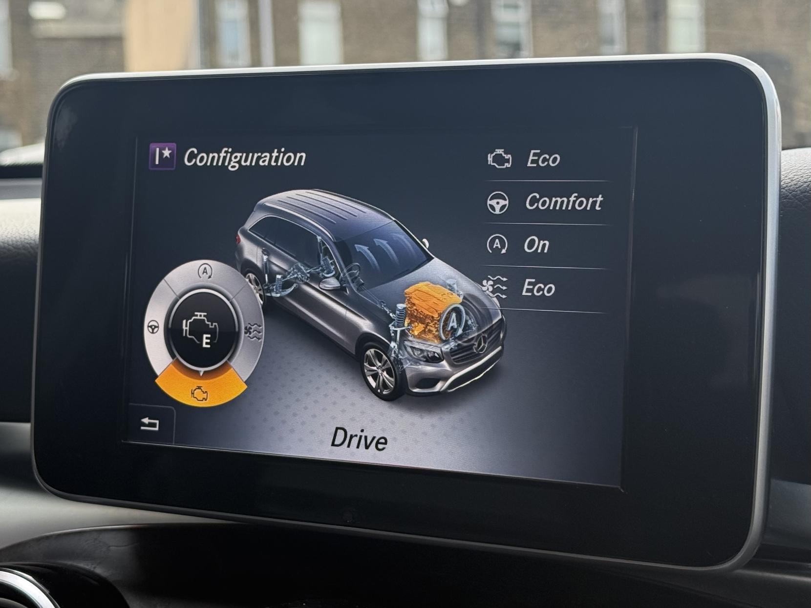 Mercedes-Benz GLC 2.1 GLC220d AMG Line SUV 5dr Diesel G-Tronic 4MATIC Euro 6 (s/s) (170 ps)