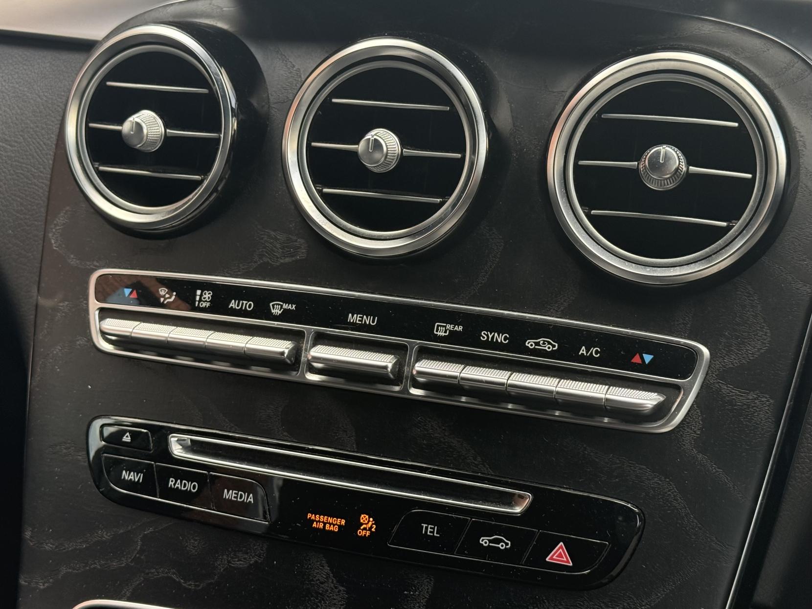 Mercedes-Benz GLC 2.1 GLC220d AMG Line SUV 5dr Diesel G-Tronic 4MATIC Euro 6 (s/s) (170 ps)