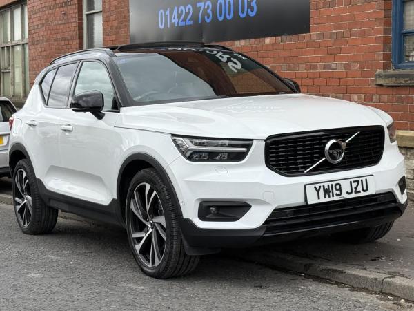 Volvo XC40 2.0 T5 R-Design Pro SUV 5dr Petrol Auto AWD Euro 6 (s/s) (247 ps)