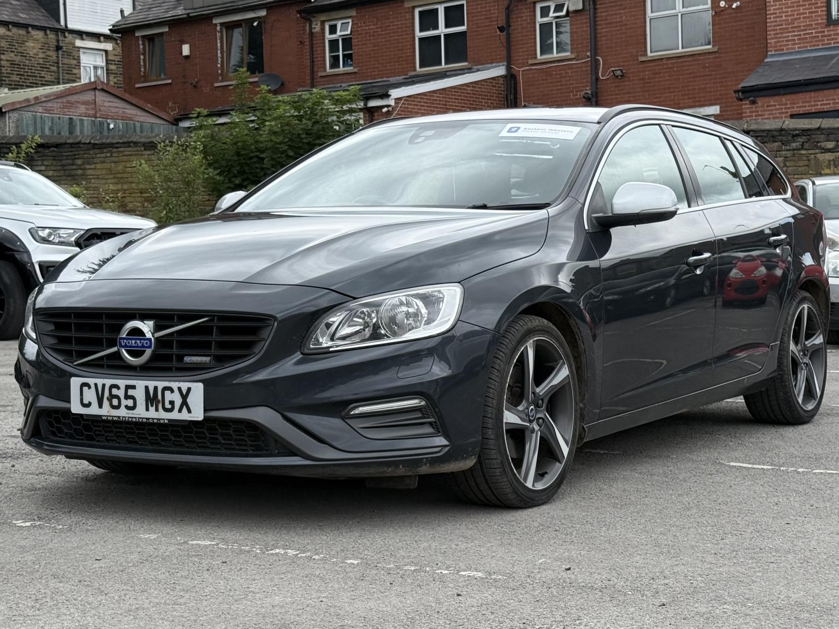 Volvo V60 2.0 D4 R-Design Estate 5dr Diesel Manual Euro 6 (s/s) (181 ps)