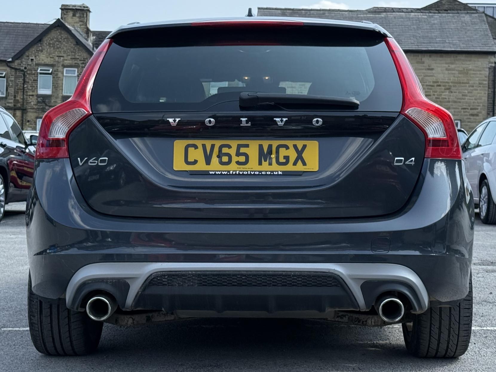 Volvo V60 2.0 D4 R-Design Estate 5dr Diesel Manual Euro 6 (s/s) (181 ps)